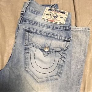 True Religion 32x32, light blue